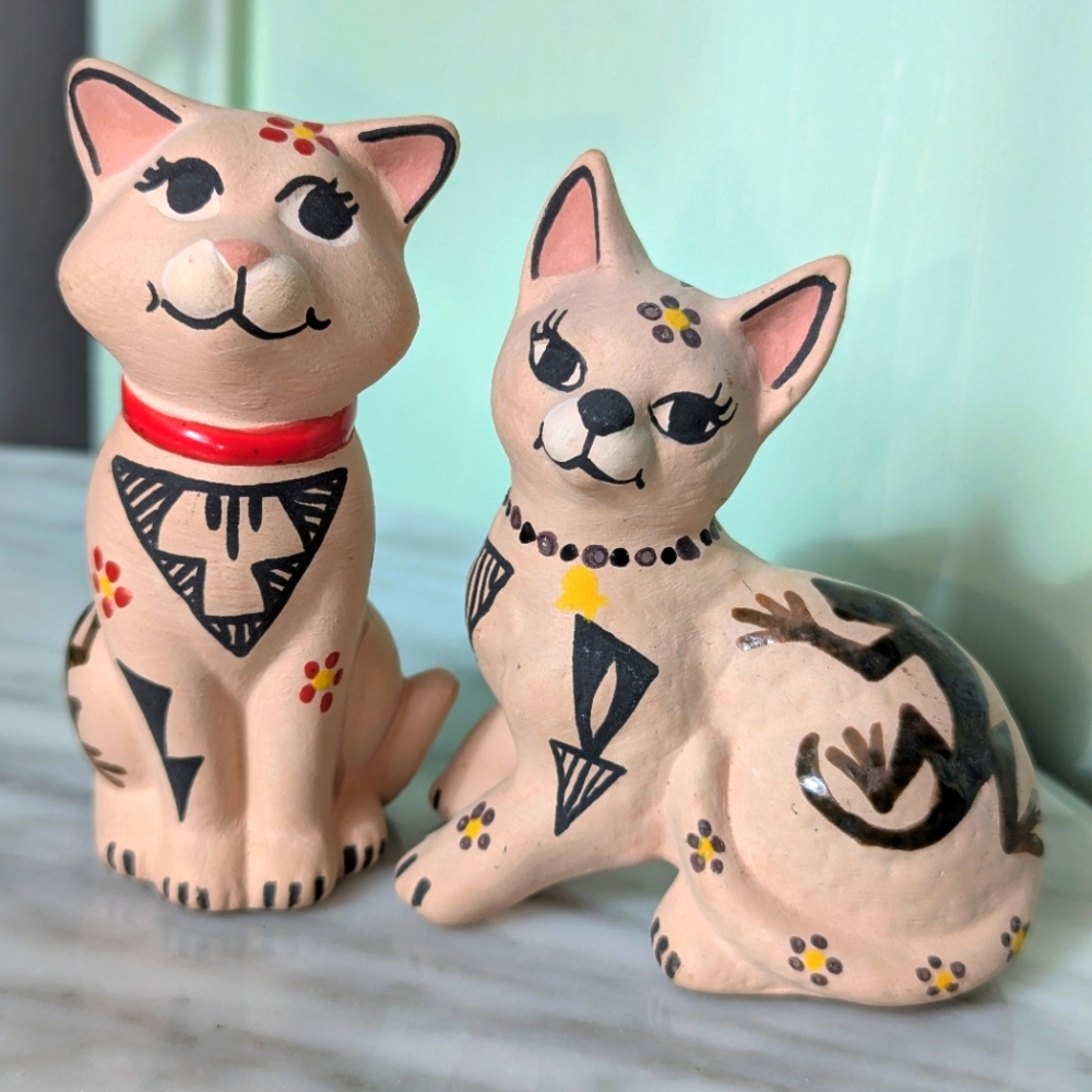 Vintage Acoma "Friendship" Cat Figurines - Beautiful Accents of Blue Red+ Yellow